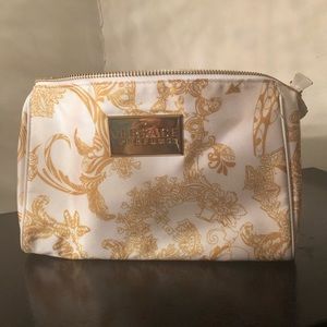 GOLD BAROQUE SCROLL VERSACE MAKEUP CLUTCH BAG